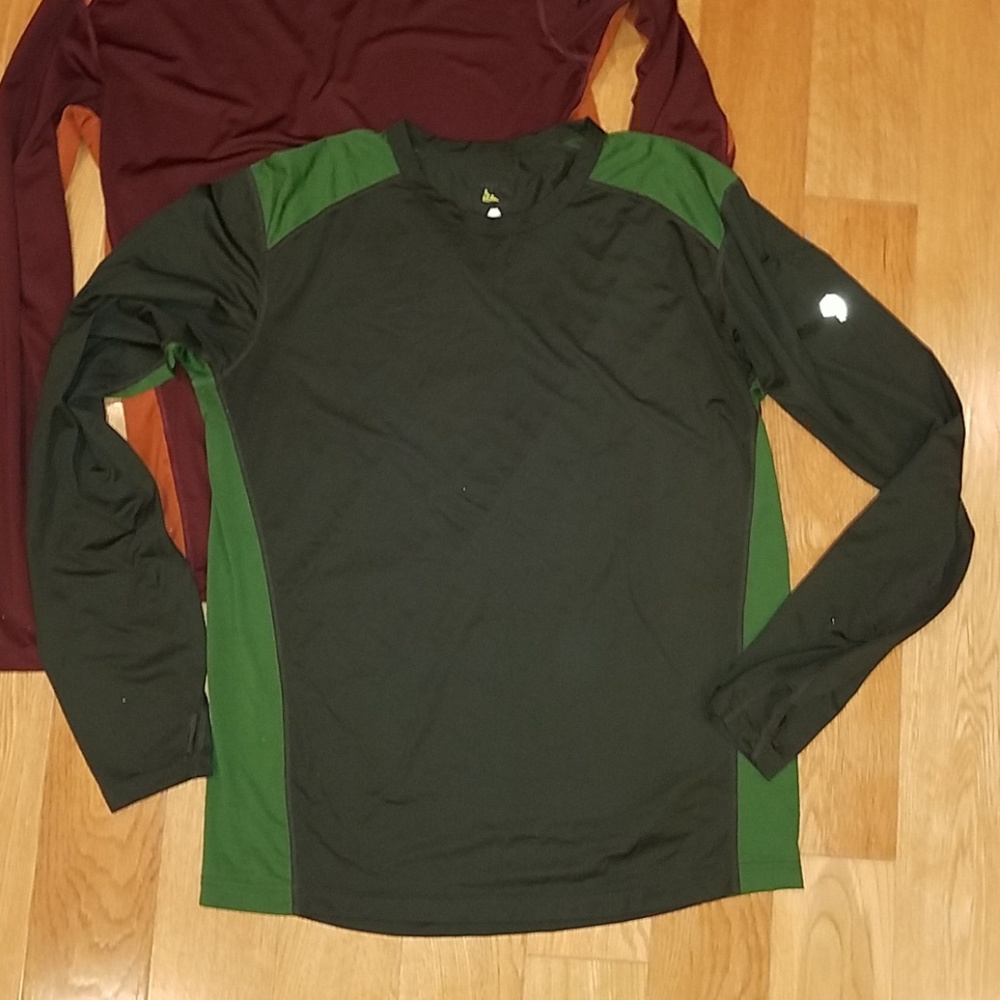 Mountain Hardware Green Base Layer